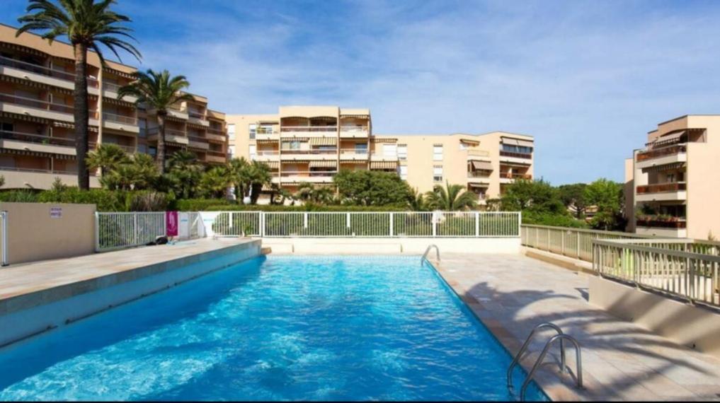 Appartement Angela Golfe-Juan Exterior photo